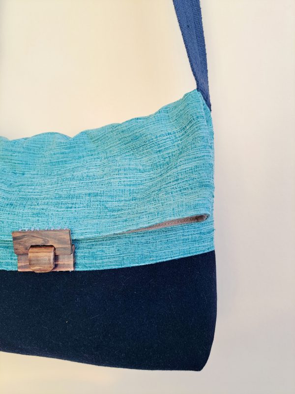 Tas met Houten Sluiting